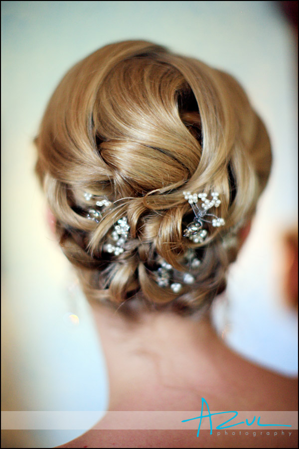 Photography of the updo before the wedding ceremony at the Carolina Inn.