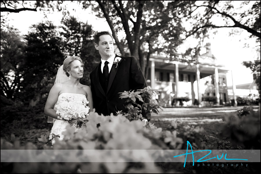 Carolina Inn bride & groom portrait